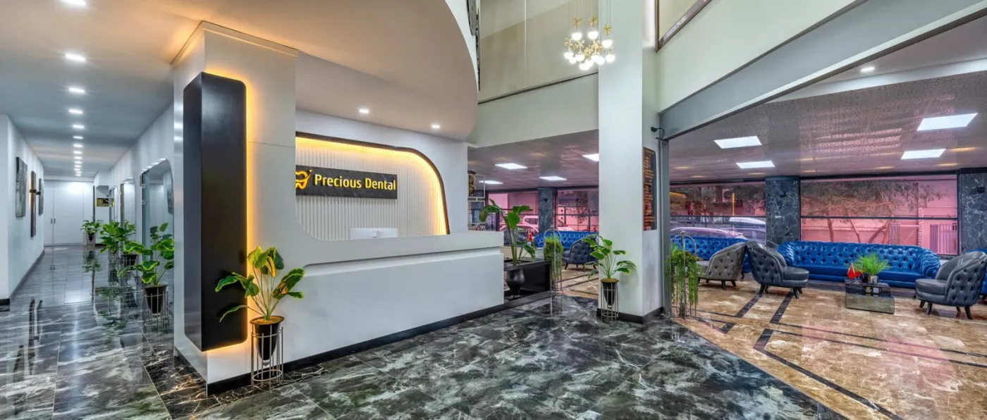 Reception at Precious Dental clinic in Muratpaşa, Antalya